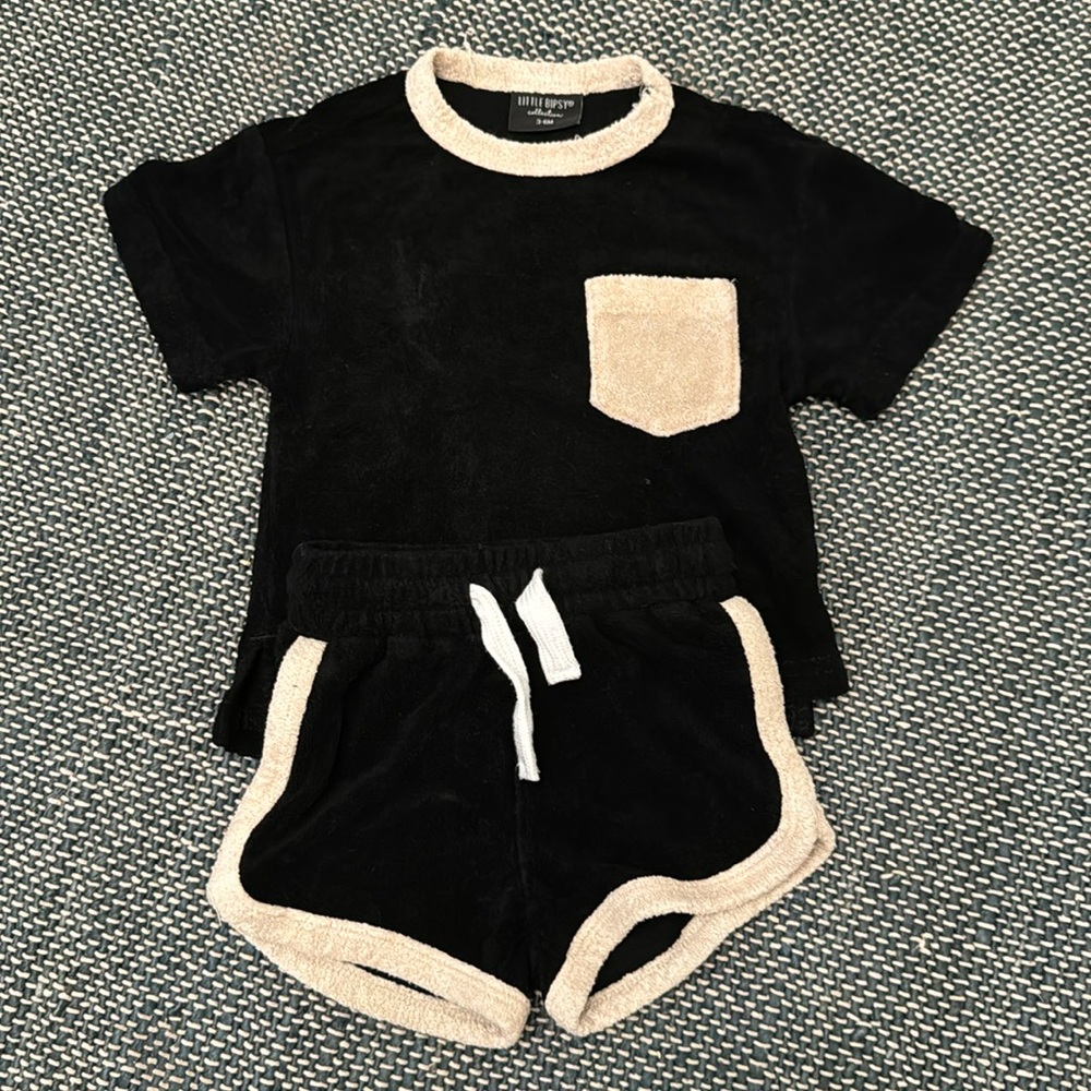 Little Bipsy collection 2 piece set 3-6 month black terrycloth set
